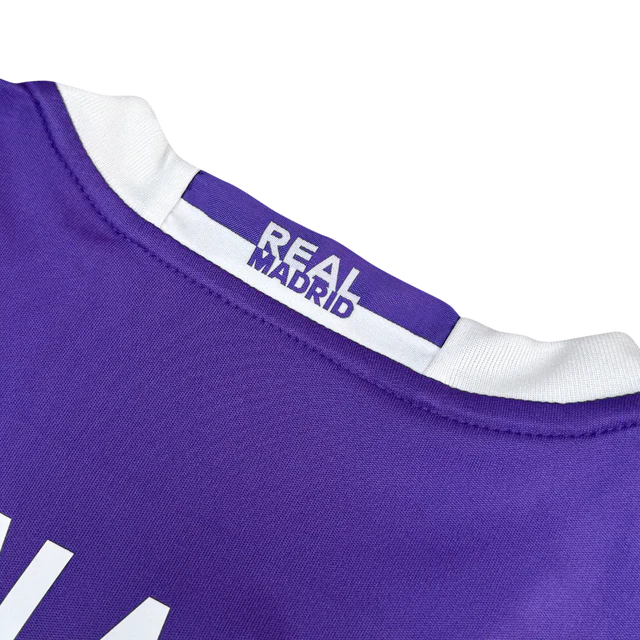 Camisa Retrô Real Madrid 16/17 II