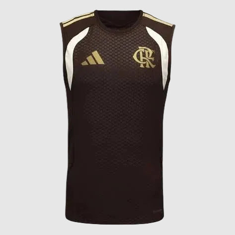 Regata Adidas Flamengo 26/27 Treino, Camisa Futebol, Adidas, Ficha do Produto A Regata Adidas Flamengo Treino 2026/27 Masculina é a escolha ideal para os torcedores que buscam desempenho máximo aliado à paixão rubro-negra. Inspirada nos mantos de treino do Mengão, ela entrega um visual moderno e funcional para elevar seu rendimento nos treinos e no dia a dia esportivo.Confeccionada em tecido leve e respirável, essa camisa proporciona excelente conforto e total liberdade de movimentos. A tecnologia Climacool