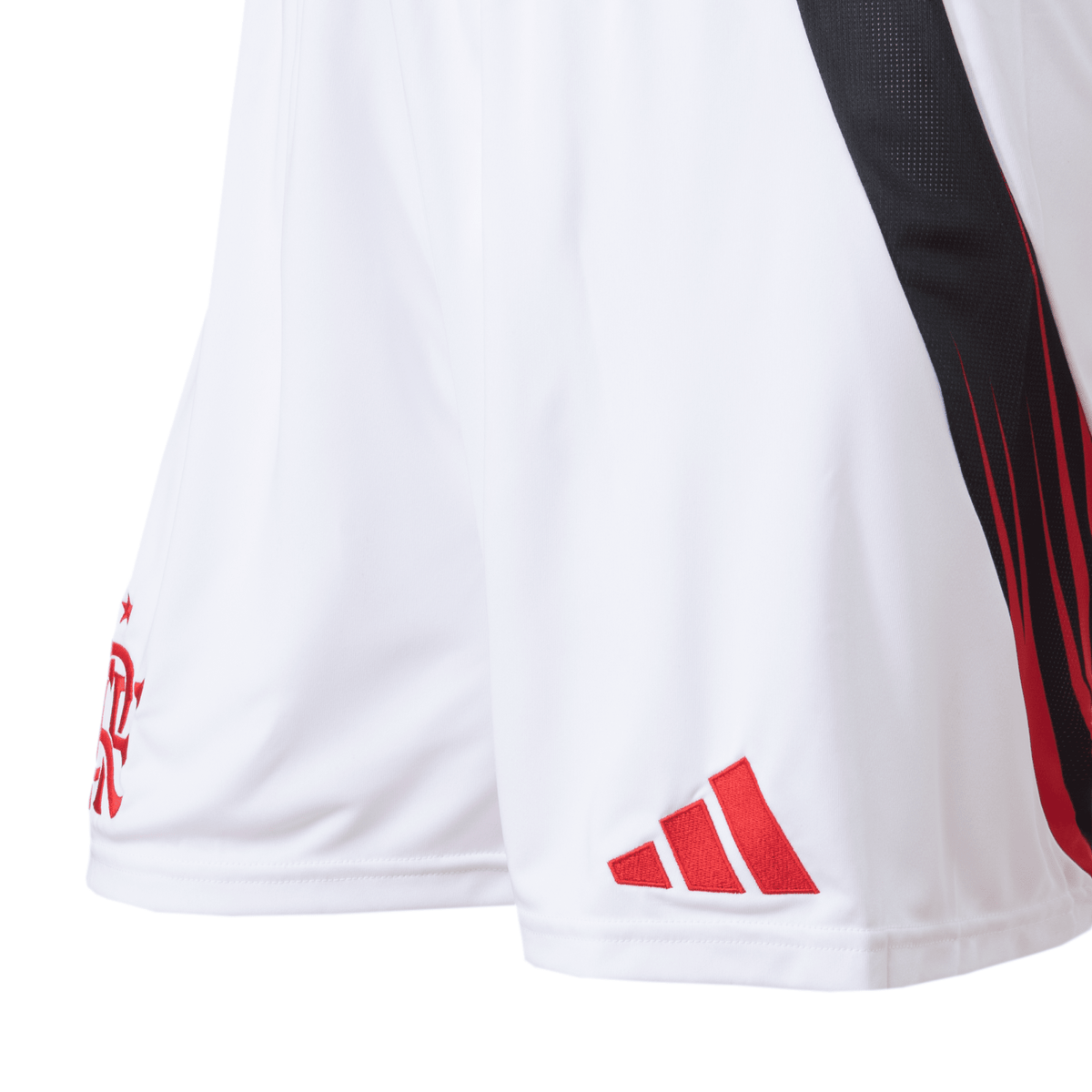 Shorts Adidas Flamengo I 25/26, Camisa Futebol, Adidas, Ficha do Produto TecnologiaAeroReady: Sistema que controla o excesso de umidade do corpo, garantindo a rápida secagem do suor durante os exercícios. Composição: 100% PoliésterMarca: AdidasIndicada para: Jogo/CasualGênero: MasculinoEscudo: BordadoOrigem: ImportadoManga: Curta-PIQUE DE JOGADOR