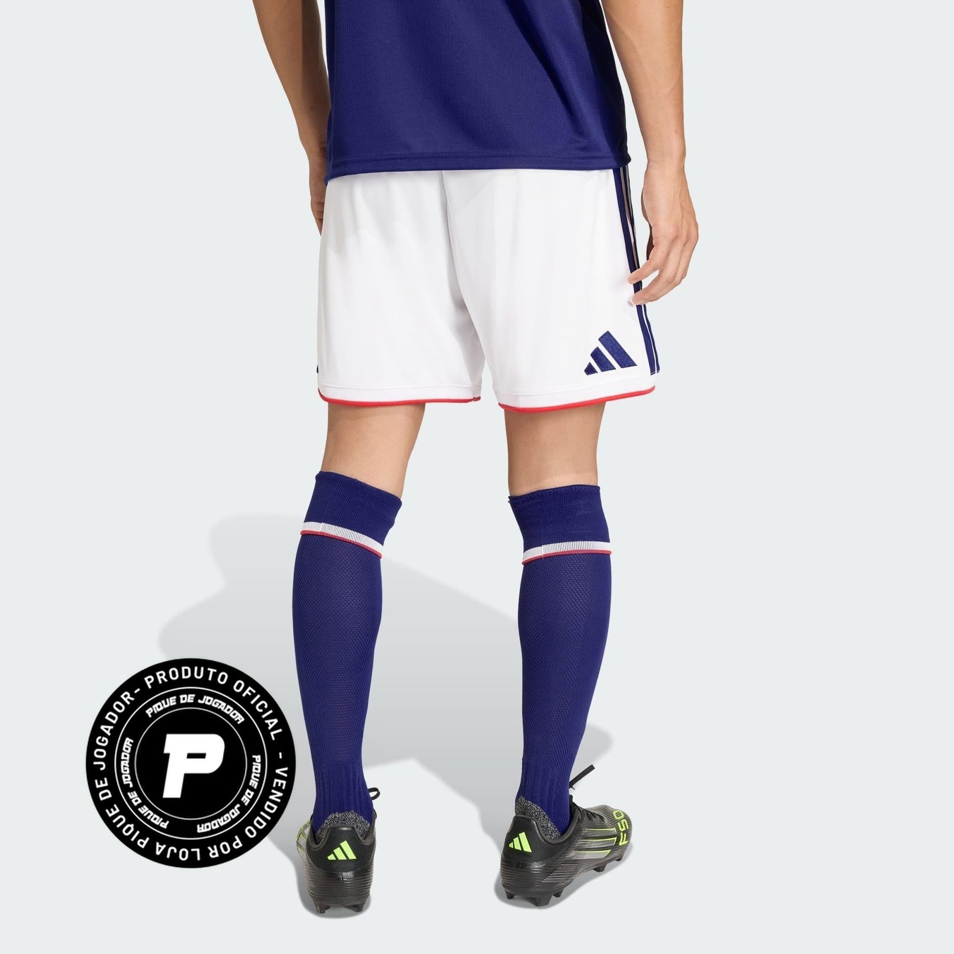 Shorts Japão 26/27 Home, , PIQUE DE JOGADOR, Os Mantos do Mengão agora disponíveis em nossa loja! Confeccionadas com tecido de poliéster de alta qualidade e uma tecnologia respirável de ponta, nossas camisas são uma fusão perfeita de conforto, resistência e frescor duradouro. Sinta-se envolvido(a) em luxo enquanto apoia o seu time, seja nas vibrantes arquibancadas ou no calor da competição nas quadras. O design exclusivo e as cores vibrantes destacam-se, tornando esta camisa um ícone de estilo para torcedor
