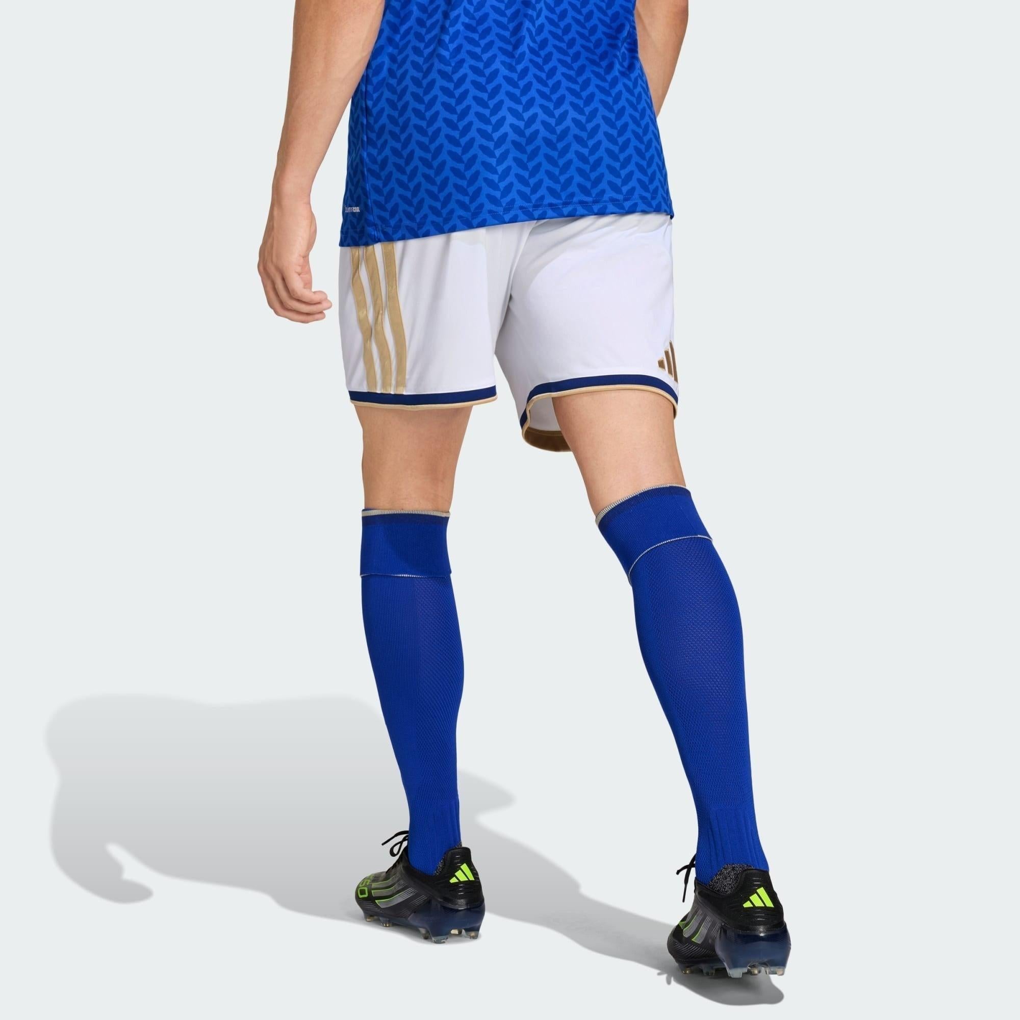 Shorts Itália 26/27 Home, , PIQUE DE JOGADOR, Os Mantos do Mengão agora disponíveis em nossa loja! Confeccionadas com tecido de poliéster de alta qualidade e uma tecnologia respirável de ponta, nossas camisas são uma fusão perfeita de conforto, resistência e frescor duradouro. Sinta-se envolvido(a) em luxo enquanto apoia o seu time, seja nas vibrantes arquibancadas ou no calor da competição nas quadras. O design exclusivo e as cores vibrantes destacam-se, tornando esta camisa um ícone de estilo para torcedo