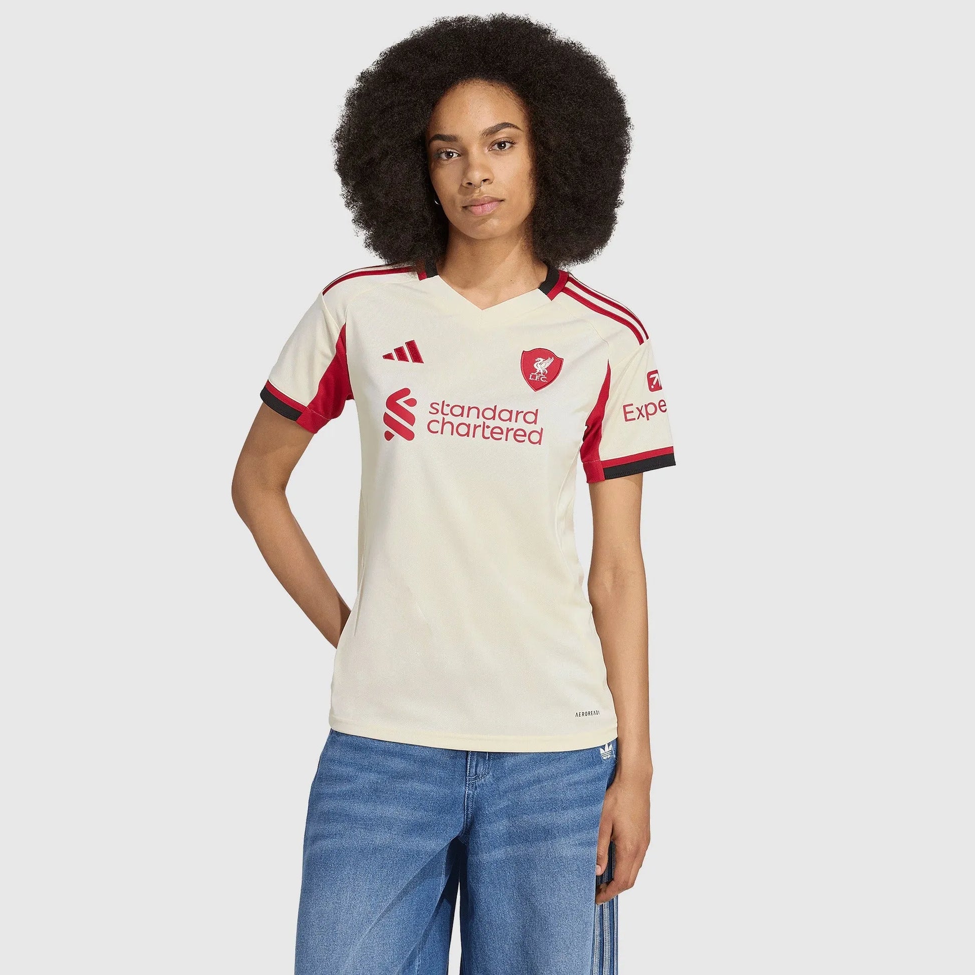 Camisa Feminina adidas Liverpool 2025/26 II, Camisas de Futebol, PIQUE DE JOGADOR, FICHA TÉCNICA Composição: 100% PoliésterGênero: FemininoIndicada para: Jogo/CasualGênero: MasculinoEscudo: EmborrachadoOrigem: ImportadoManga: Curta-PIQUE DE JOGADOR