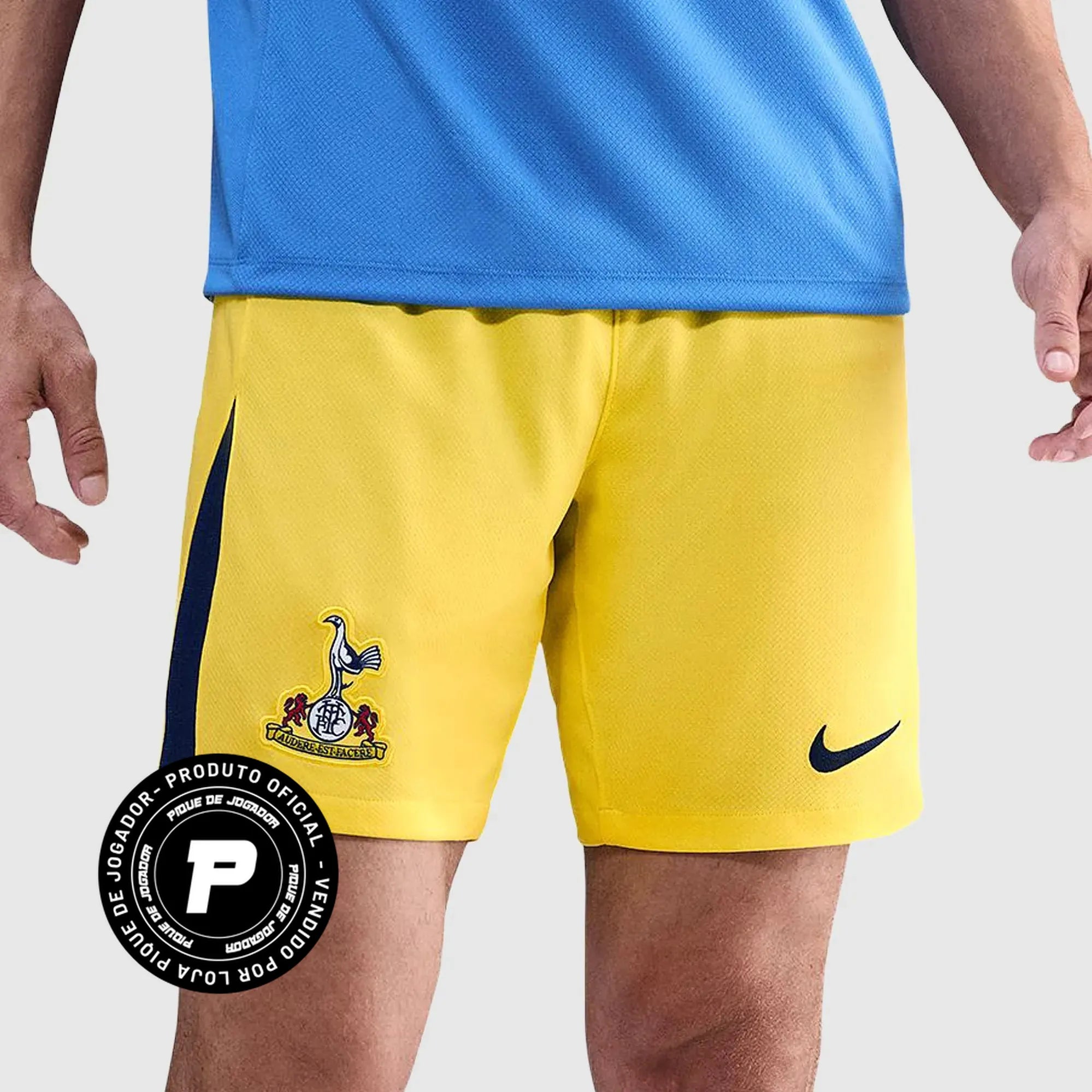 Shorts Nike Tottenham 2025/26 III, Camisas de Futebol, ., Paixão pelo Futebol, Qualidade de Verdade Vista sua paixão com orgulho. Na Arquibancada Esportes, cada peça é escolhida e desenvolvida com atenção aos detalhes para entregarconforto, durabilidade e acabamento de alto nível. Ideal para quem vive futebol dentro e fora do estádio. Nossas camisas e artigos esportivos contam com tecido premium, toque macio e caimento moderno – perfeitos para o dia a dia,para colecionar ou para torcer pelo seu time. Destaq