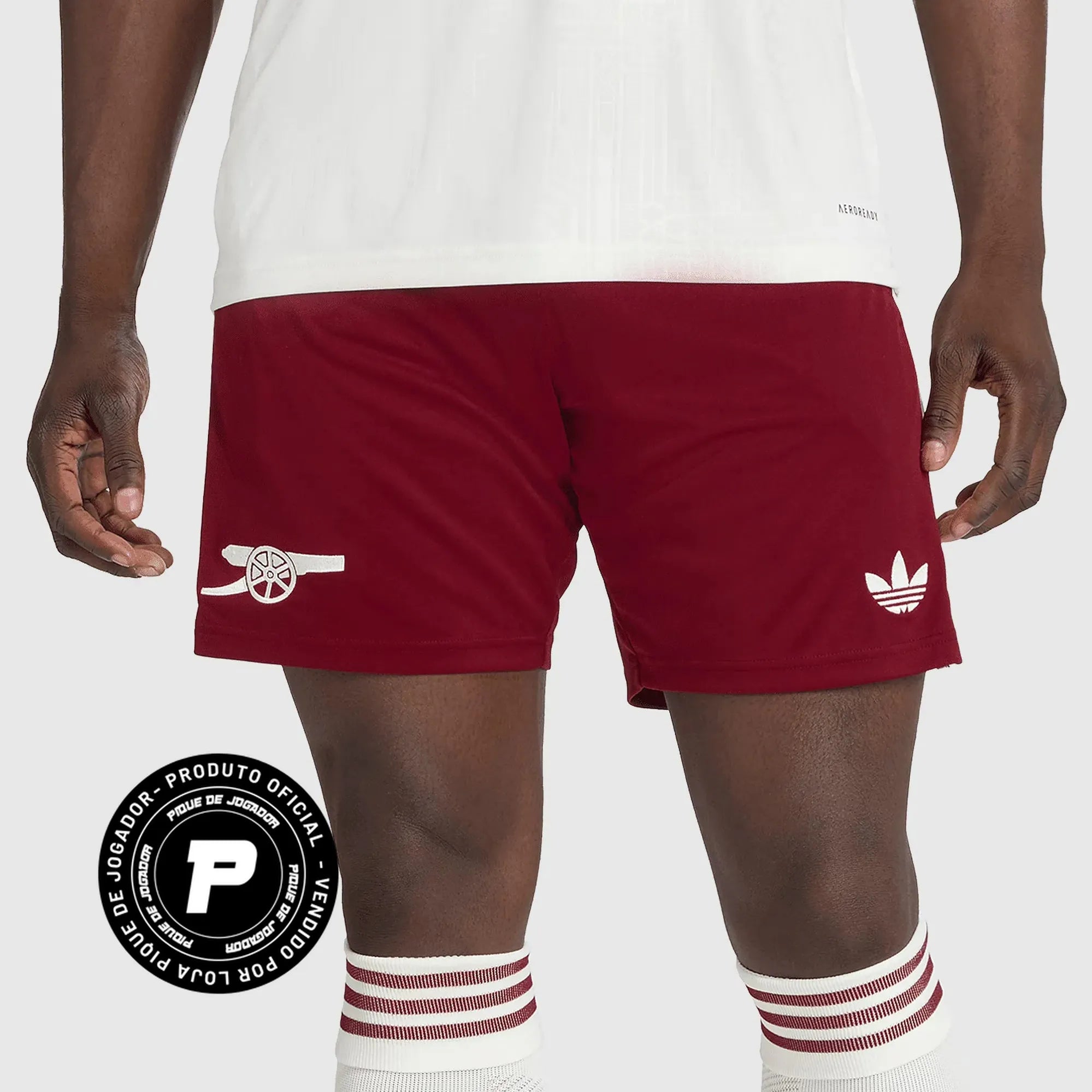 Shorts Adidas Arsenal 2025/26 III, Camisas de Futebol, ., Paixão pelo Futebol, Qualidade de Verdade Vista sua paixão com orgulho. Na Arquibancada Esportes, cada peça é escolhida e desenvolvida com atenção aos detalhes para entregarconforto, durabilidade e acabamento de alto nível. Ideal para quem vive futebol dentro e fora do estádio. Nossas camisas e artigos esportivos contam com tecido premium, toque macio e caimento moderno – perfeitos para o dia a dia,para colecionar ou para torcer pelo seu time. Destaq