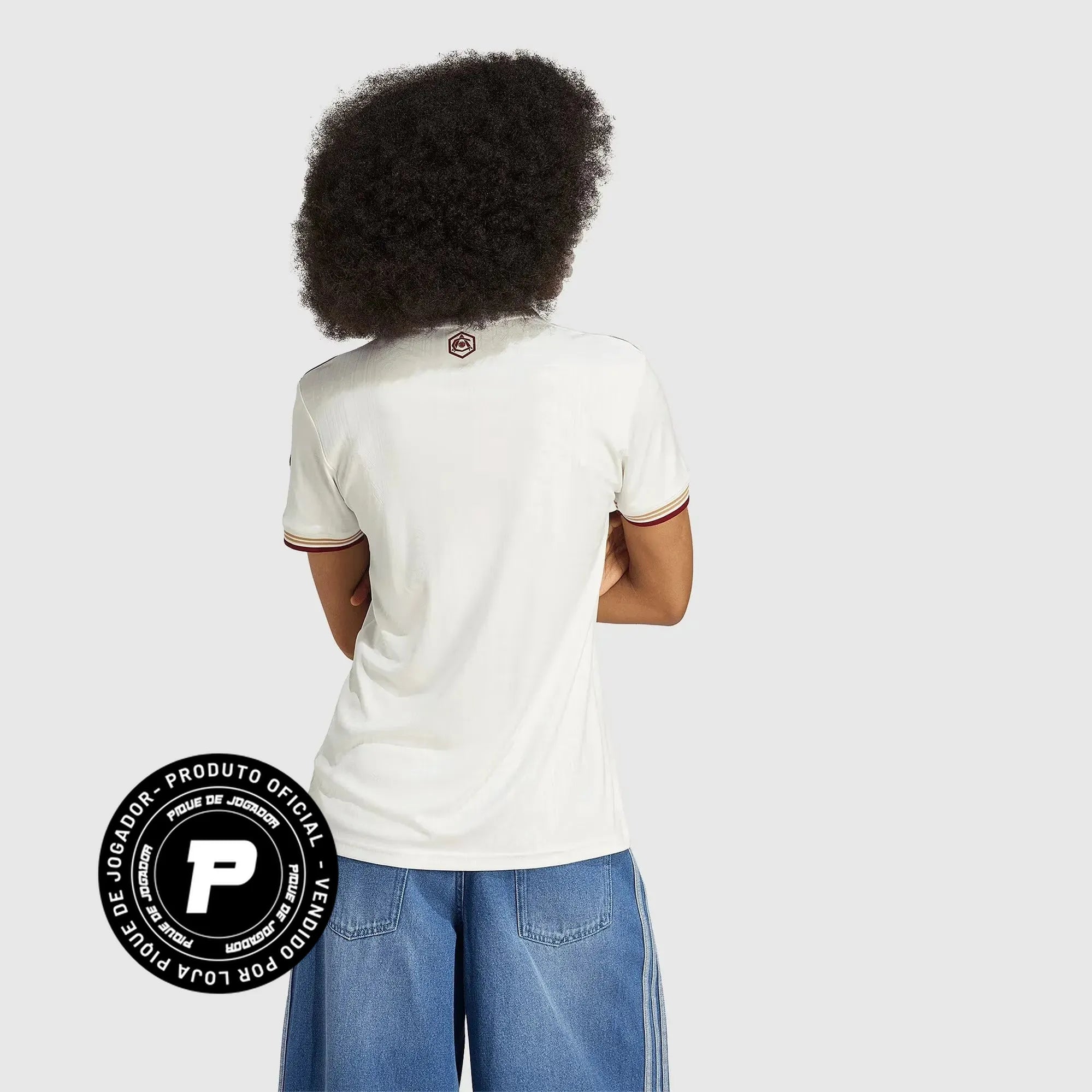 Camisa Feminina adidas Originnals Arsenal 2025/26 III, Camisas de Futebol, PIQUE DE JOGADOR, FICHA TÉCNICA Composição: 100% PoliésterGênero: FemininoIndicada para: Jogo/CasualGênero: MasculinoEscudo: EmborrachadoOrigem: ImportadoManga: Curta-PIQUE DE JOGADOR