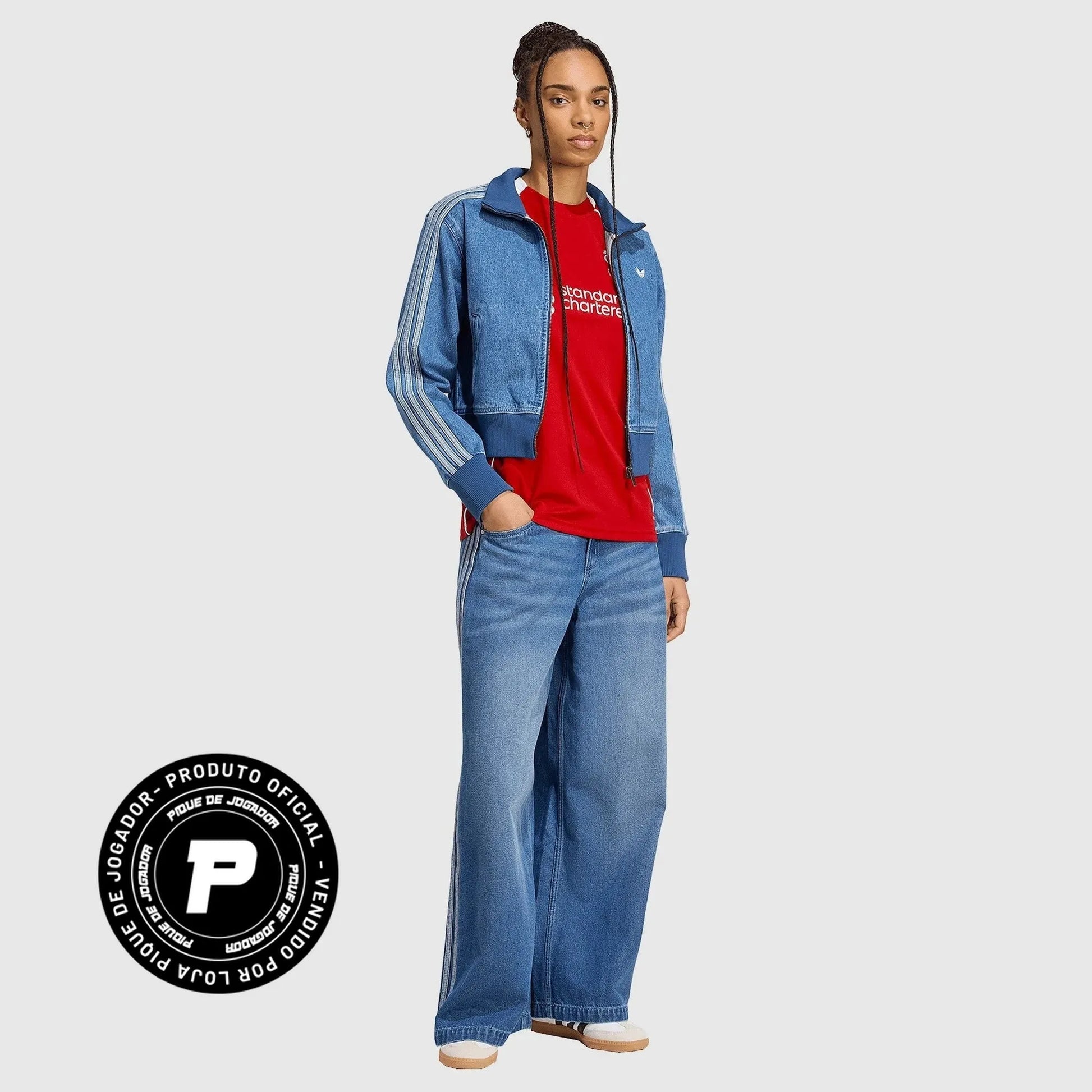 Camisa Feminina adidas Liverpool 2025/26 I, Camisas de Futebol, PIQUE DE JOGADOR, FICHA TÉCNICA Composição: 100% PoliésterGênero: FemininoIndicada para: Jogo/CasualGênero: MasculinoEscudo: EmborrachadoOrigem: ImportadoManga: Curta-PIQUE DE JOGADOR